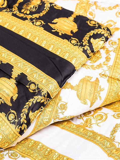 farfetch Versace blankets